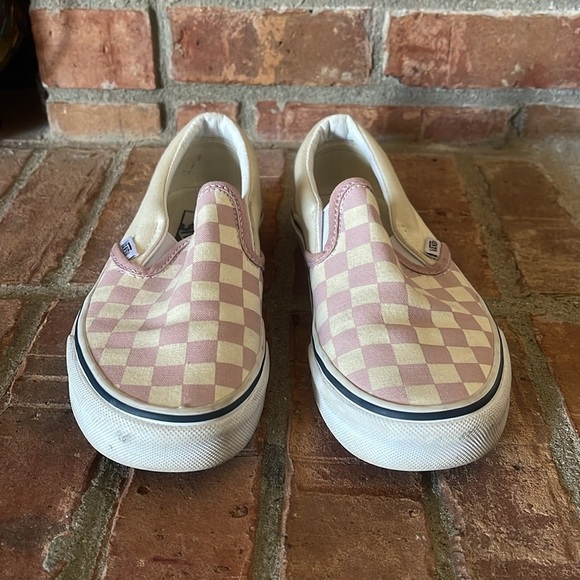 Vans Classic Slip On Sneakers in Checkerboard Lilac Light Purple - Picture 4 of 7